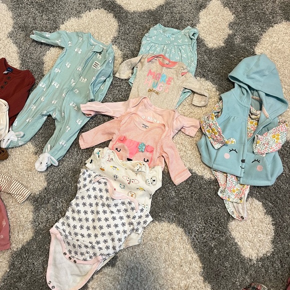 0-3 month old baby girl clothes - Picture 1 of 7